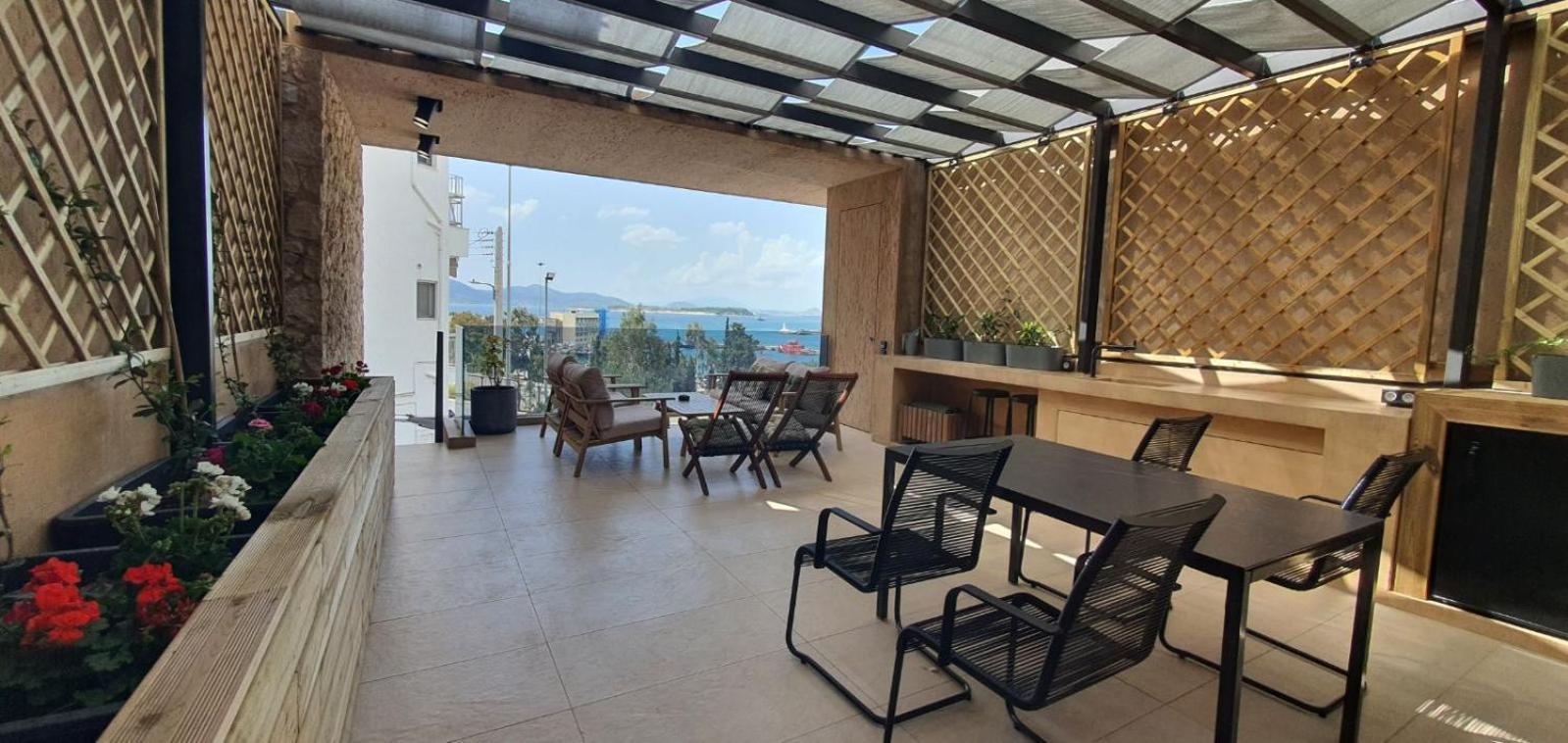 Sea View Garden Suites Пірей Екстер'єр фото