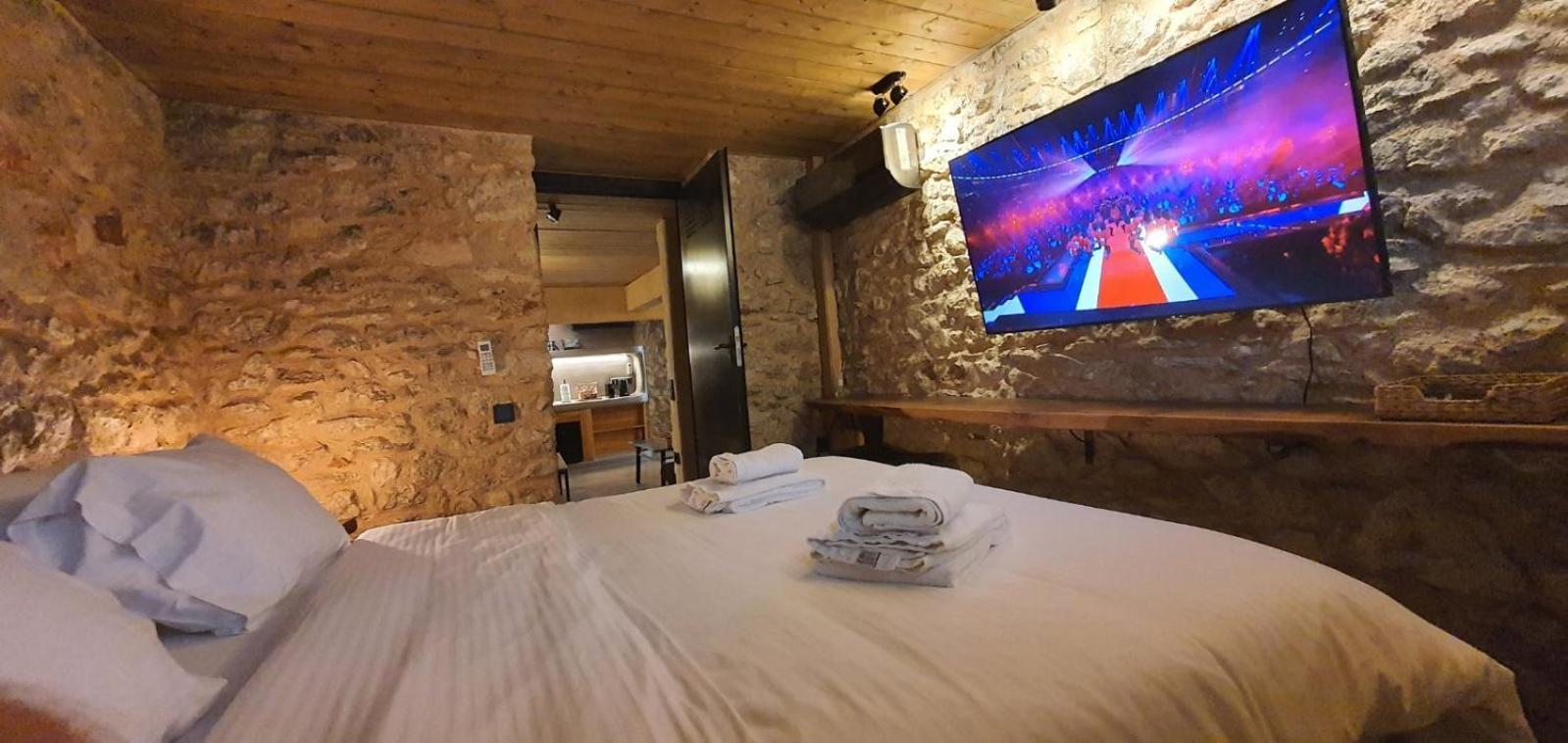 Sea View Garden Suites Пірей Екстер'єр фото