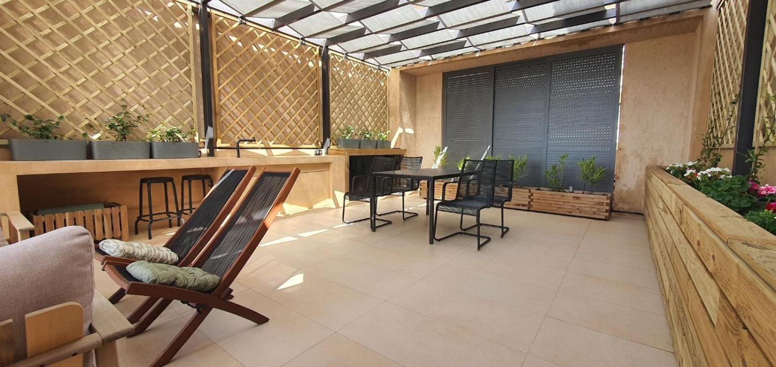 Sea View Garden Suites Пірей Екстер'єр фото