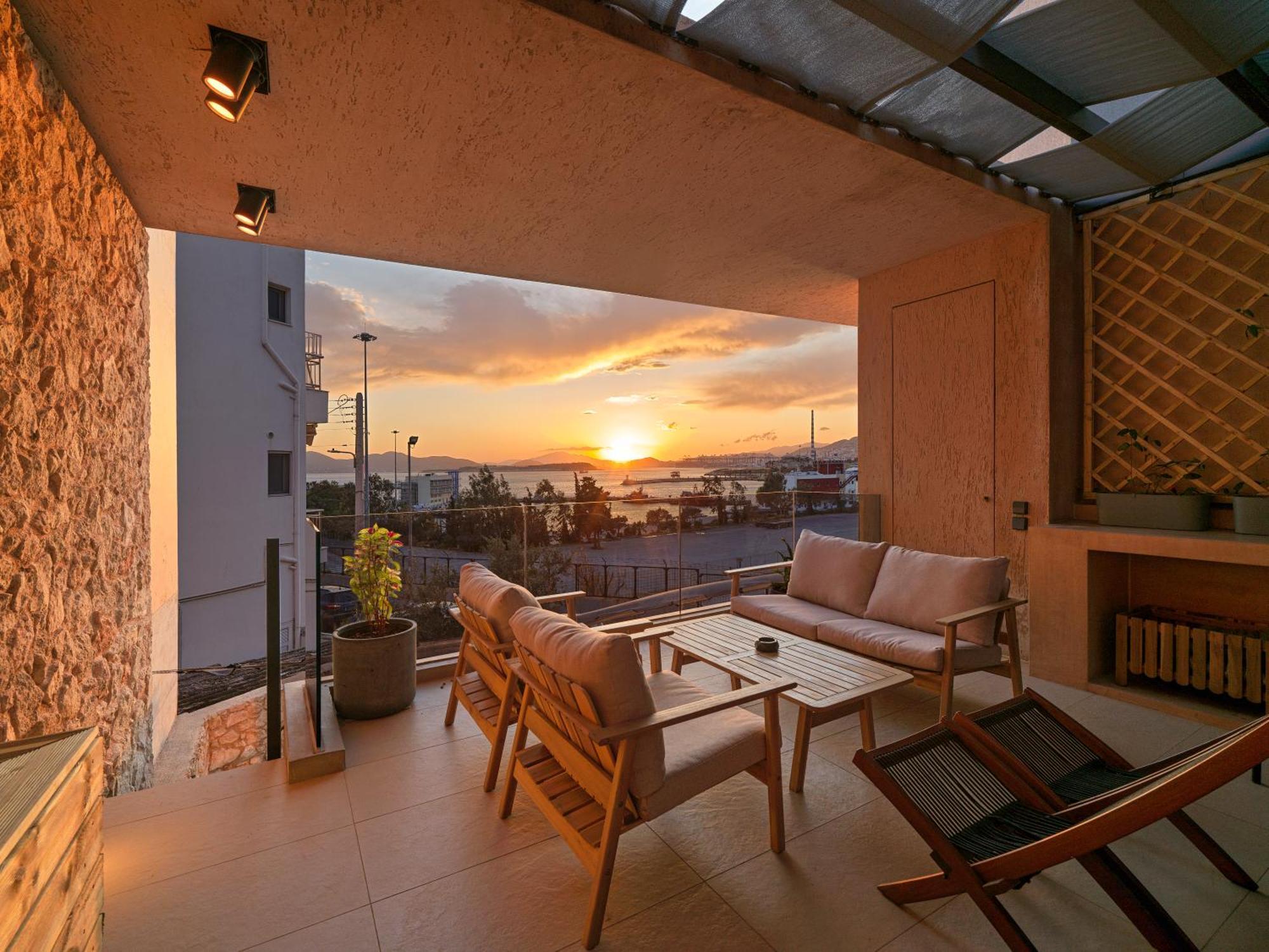 Sea View Garden Suites Пірей Екстер'єр фото